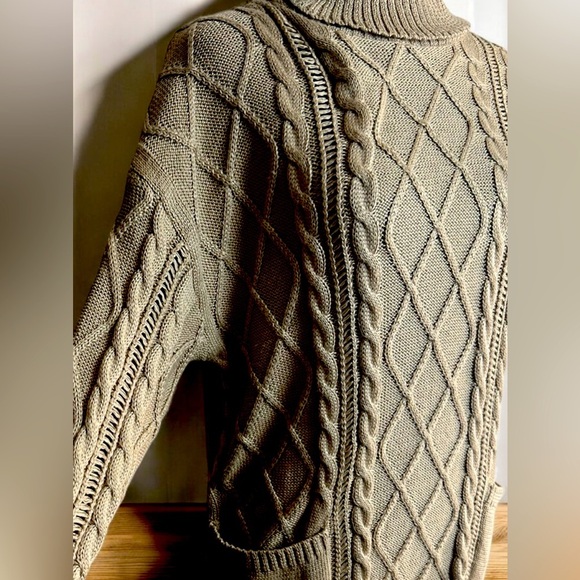 Brand: Zaful, size S, sweater dress, beige, with pockets - Picture 2 of 13